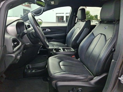 2020 Chrysler Pacifica Launch Edition
