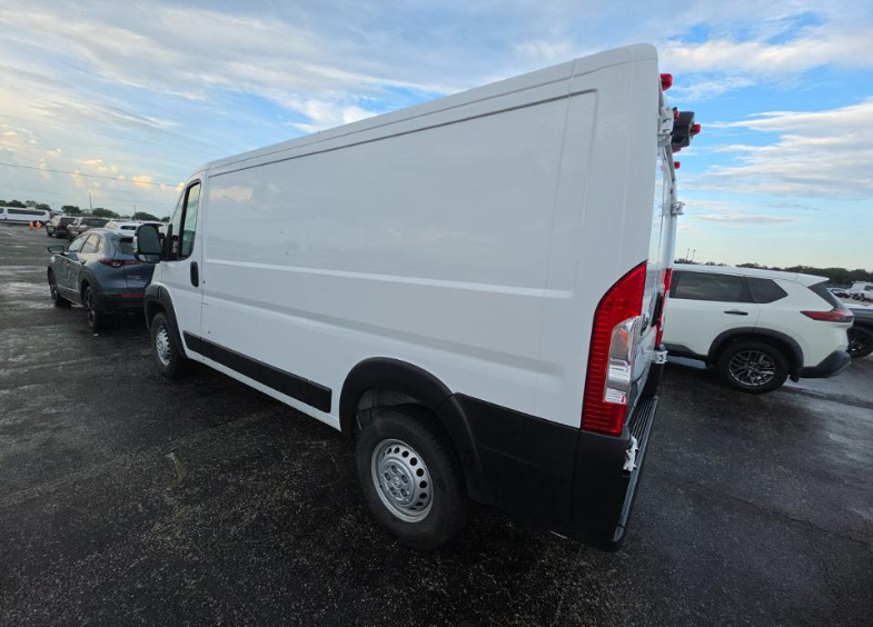 2025 RAM ProMaster 2500 Base