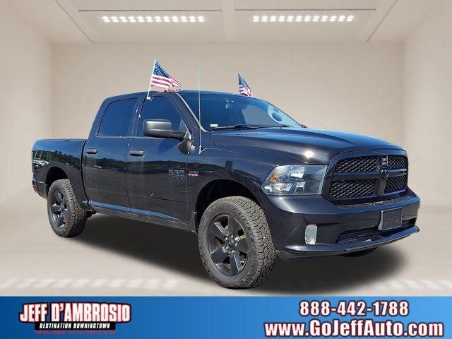 2016 RAM 1500 Express 4x4 Crew Cab 5'7's photo