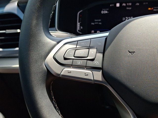 2025 Volkswagen Taos 1.5T SEL