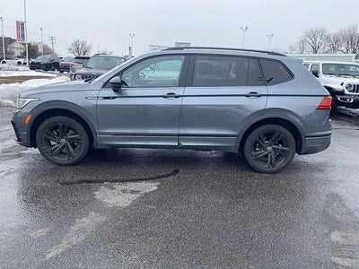 2024 Volkswagen Tiguan 2.0T SE R-Line Black