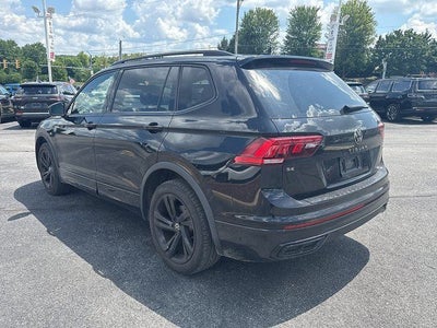 2023 Volkswagen Tiguan 2.0T SE R-Line Black