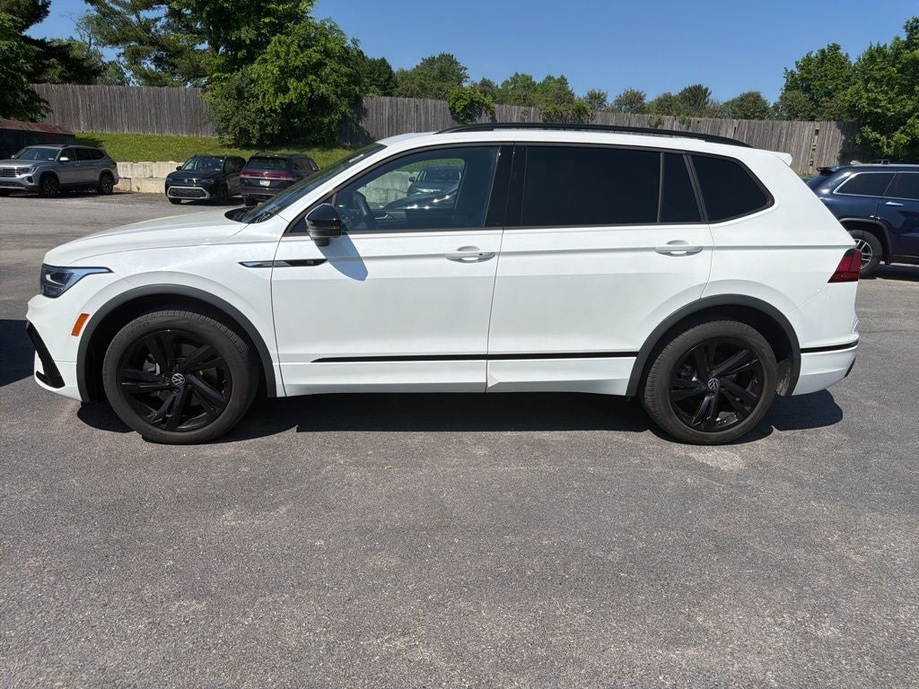 2023 Volkswagen Tiguan 2.0T SE R-Line Black