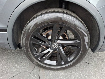 2024 Volkswagen Tiguan 2.0T SE R-Line Black