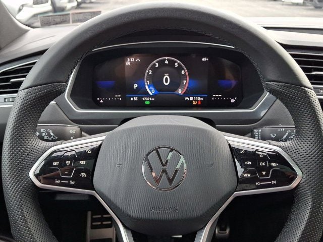 2024 Volkswagen Tiguan 2.0T SE R-Line Black