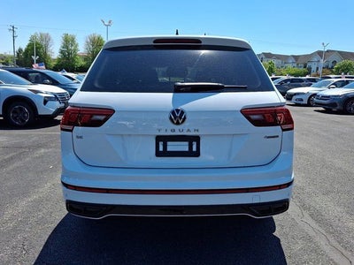 2024 Volkswagen Tiguan 2.0T SE R-Line Black