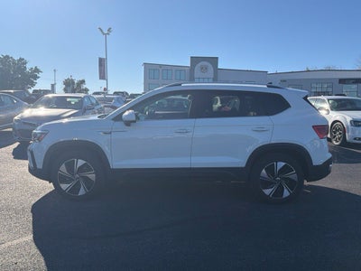 2024 Volkswagen Taos 1.5T SE