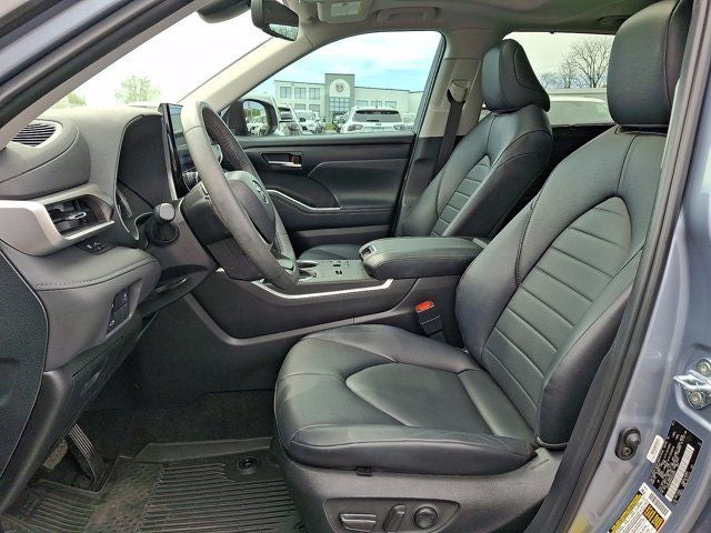 2024 Toyota Highlander XLE
