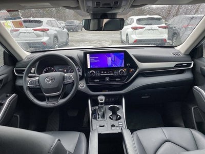 2024 Toyota Highlander XLE
