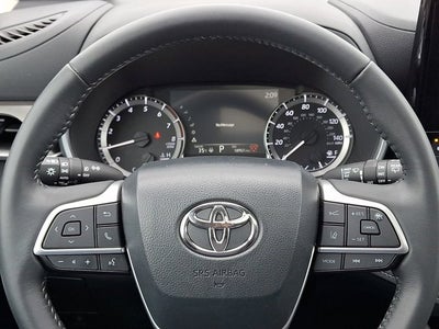 2024 Toyota Highlander XLE