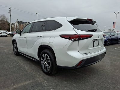 2024 Toyota Highlander XLE