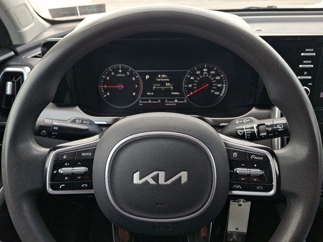 2022 Kia Sorento LX