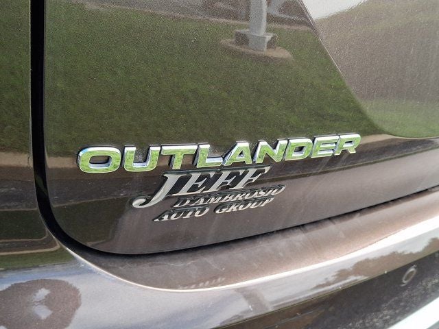 2022 Mitsubishi Outlander SEL
