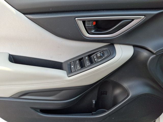 2023 Subaru Forester Base