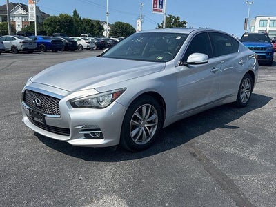 2015 INFINITI Q50 Premium
