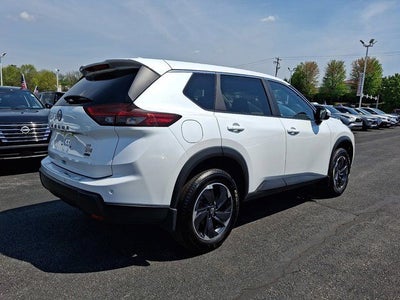 2025 Nissan Rogue SV