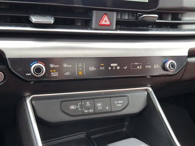 2025 Kia Carnival SX