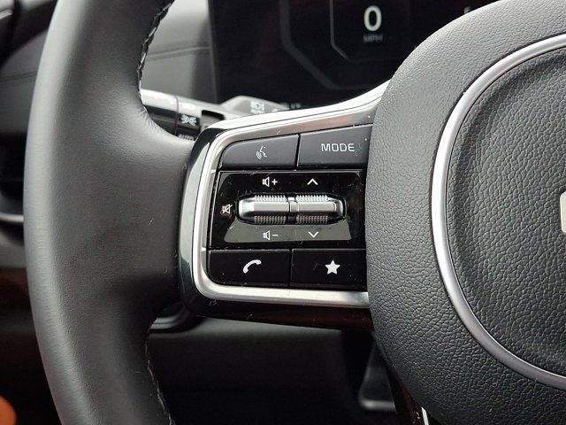 2025 Kia Carnival SX