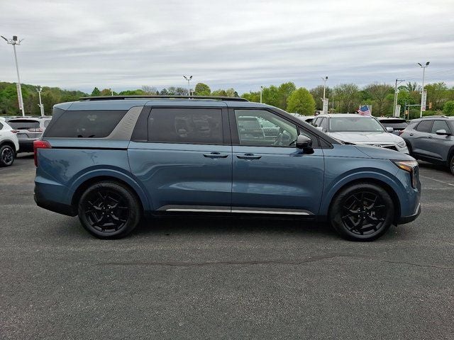 2025 Kia Carnival SX