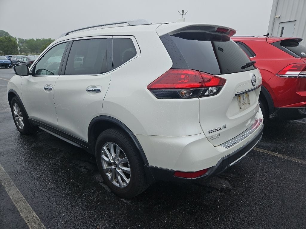 2018 Nissan Rogue SV