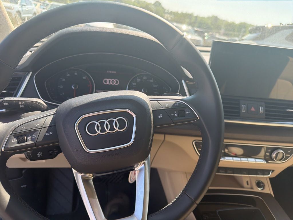 2023 Audi Q5 45 S line Premium quattro