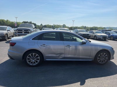 2022 Audi A4 40 Premium quattro