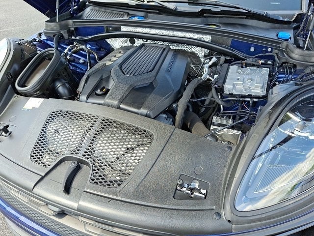 2024 Porsche Macan Base