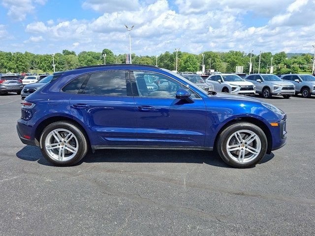 2024 Porsche Macan Base