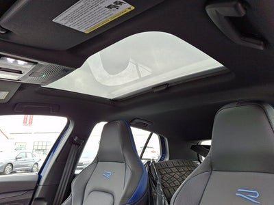 2024 Volkswagen Golf R 2.0T