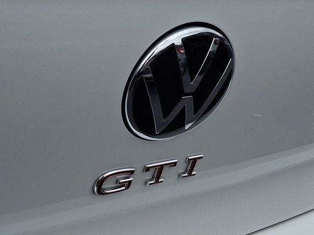 2024 Volkswagen Golf GTI Autobahn