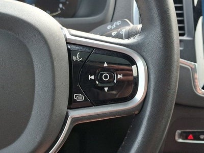 2020 Volvo XC90 T5 Momentum