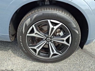 2022 Volvo XC60 B5 Momentum