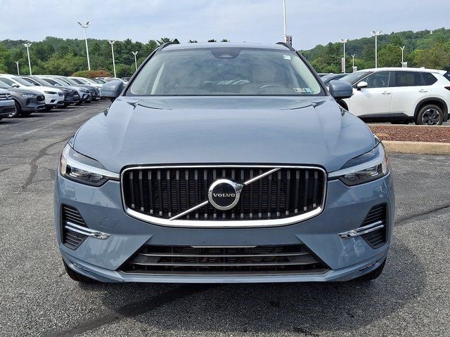 2022 Volvo XC60 B5 Momentum