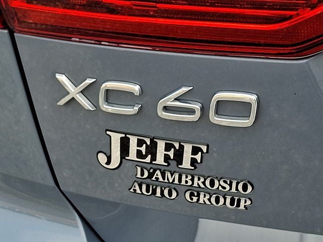 2022 Volvo XC60 B5 Momentum
