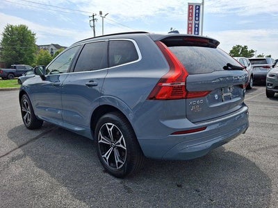 2022 Volvo XC60 B5 Momentum