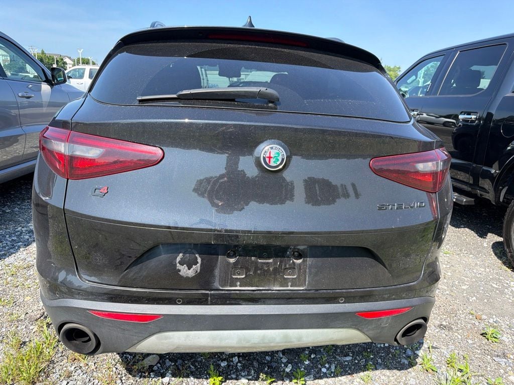 2018 Alfa Romeo Stelvio Ti