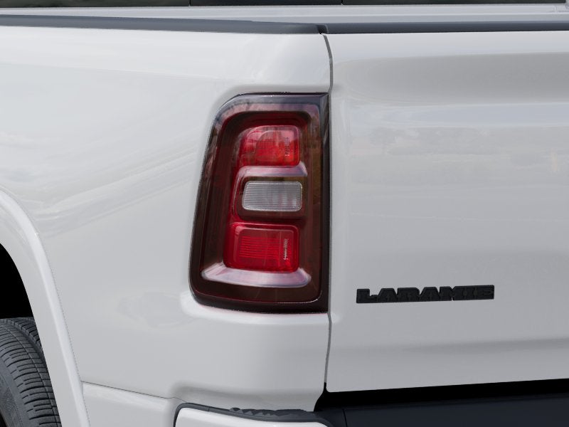 2027 RAM 1500 RAM 1500 LARAMIE CREW CAB 4X4 5'7' BOX
