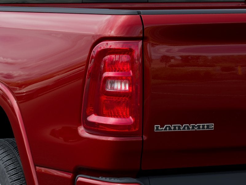 2027 RAM 1500 RAM 1500 LARAMIE CREW CAB 4X4 5'7' BOX